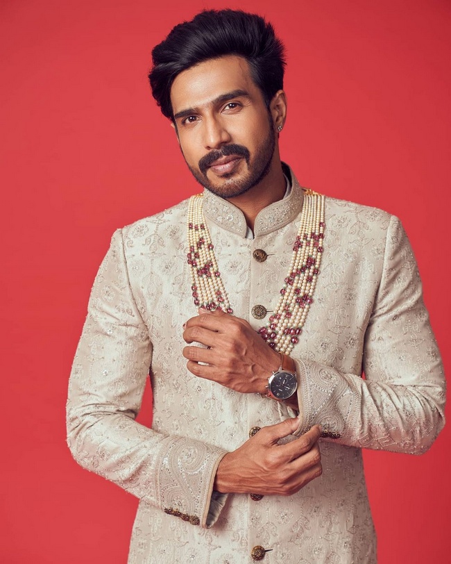 Actor Vishal vishnu Spotted at Airport in Hyderbad